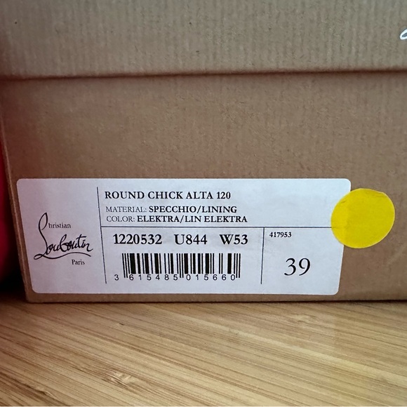 Christian Louboutin Round Chick Alta 120 in Elektra. New in Box with Dust bags. - Picture 4 of 5